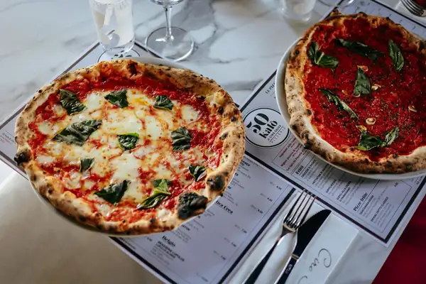 La mejor pizza de Nápoles: 7 lugares deliciosos para disfrutar al máximo de esta ciudad italiana para los amantes de la gastronomía