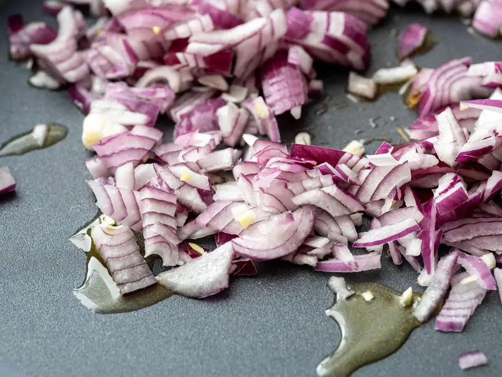 Para los más y los más golosos: las galletas tricolores con forma de gato de la suerte son dulces y veganas