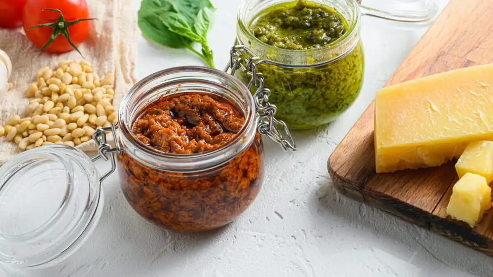 How to recover a sauce that is too liquid or too thick
