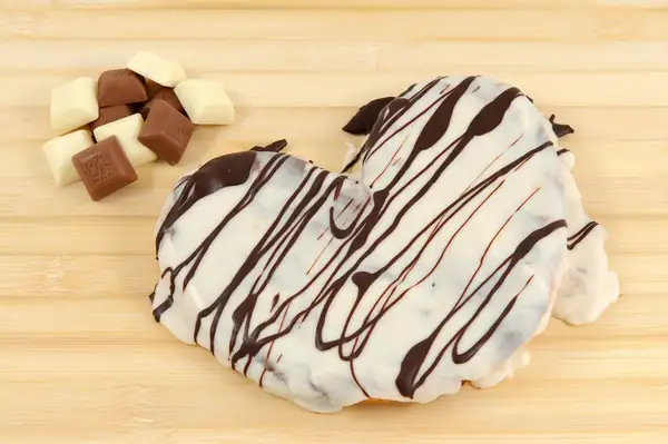 Palmier filled with cocoa cream