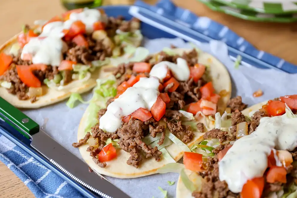 Flatbread with minced meat