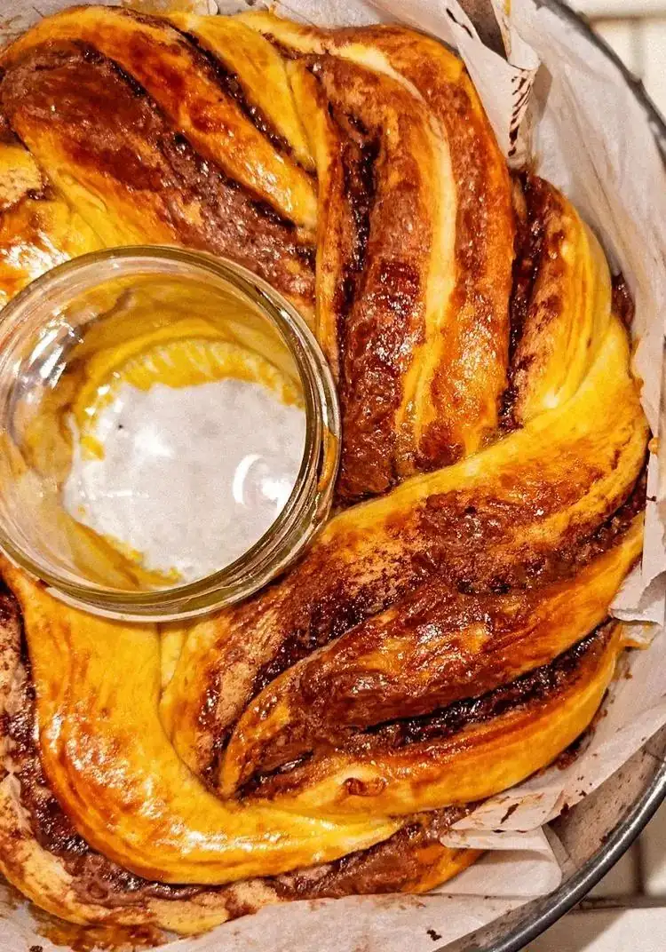 Chocolate brioche braid