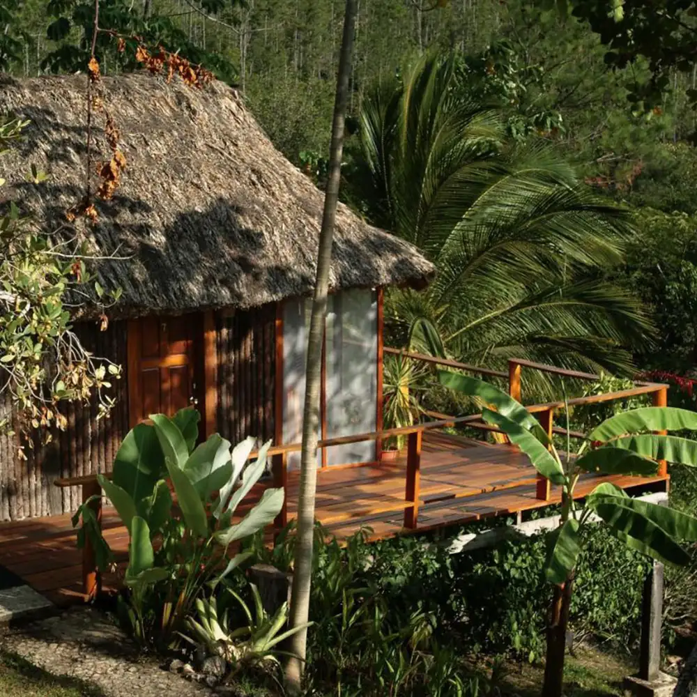 Blancaneaux Lodge