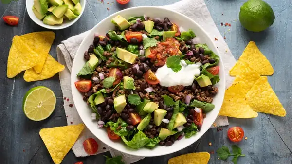 For The Perfect Tex-Mex Salad, A 2-Ingredient Dressing Is All You Need