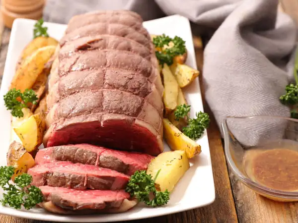 Tender and juicy roast beef: the best recipe