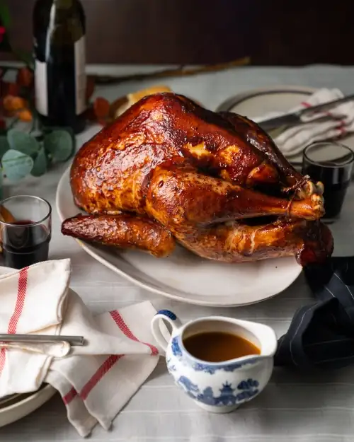 Pavo con salsa hoisin y mantequilla de tocino