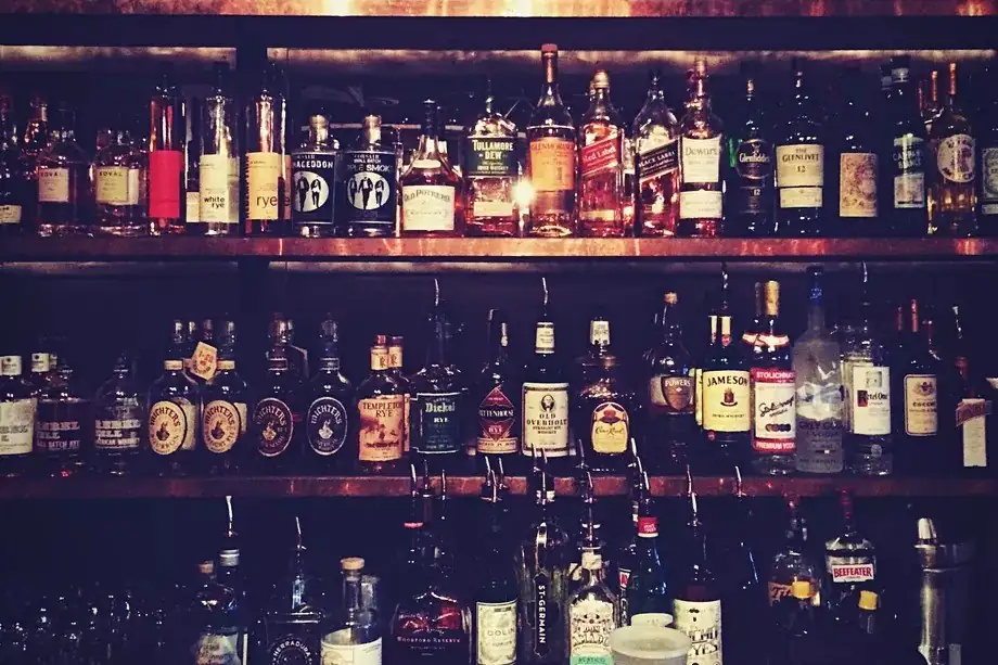 Tennessee Restaurants Can Now Deliver Alcoholic Beverages With Food