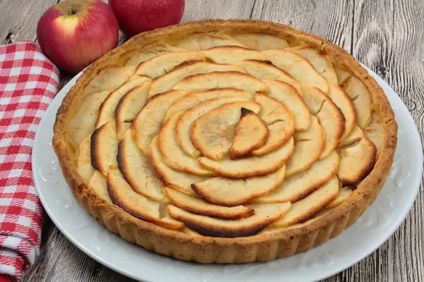 Moldes de vidrio, cerámica o metal: los pasteleros prefieren los moldes que les permitan obtener resultados consistentemente buenos en sus tartas