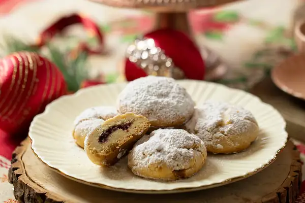Raspberry-Filled Greek Snowball Cookies (Kourabiedes Twist)