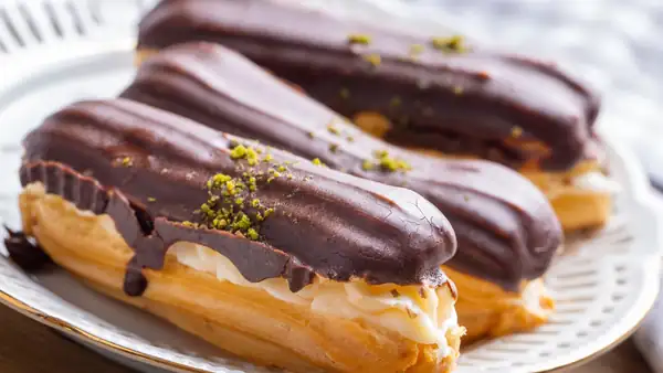 Easy eclairs for beginners