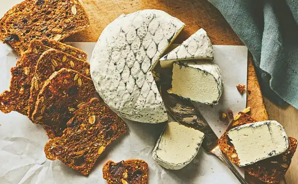 How To Make This 'Snow White Rind' Plant-Based Cheese