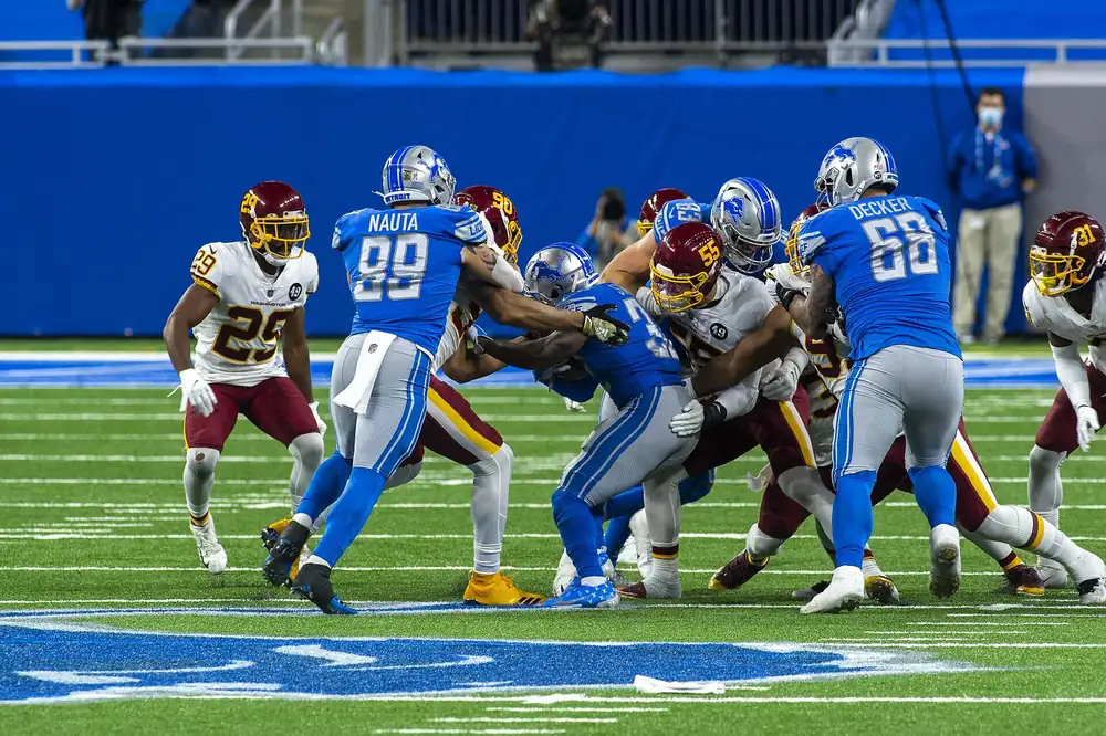 D'Andre Swift se une a Jake Melnick's para un menú especial de temporada de fútbol americano