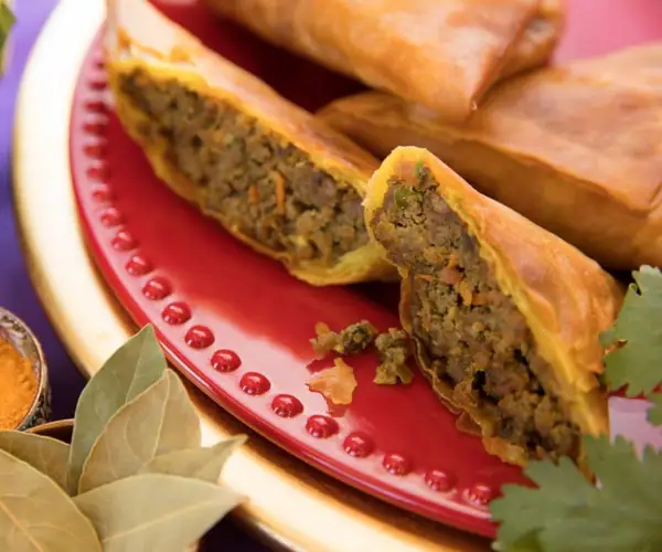 Samosas de ternera kenianas