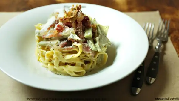Fettuccine con alcachofas, tocino y queso pecorino: cómo prepararlo en casa con la receta de Osteria Fratelli Mori