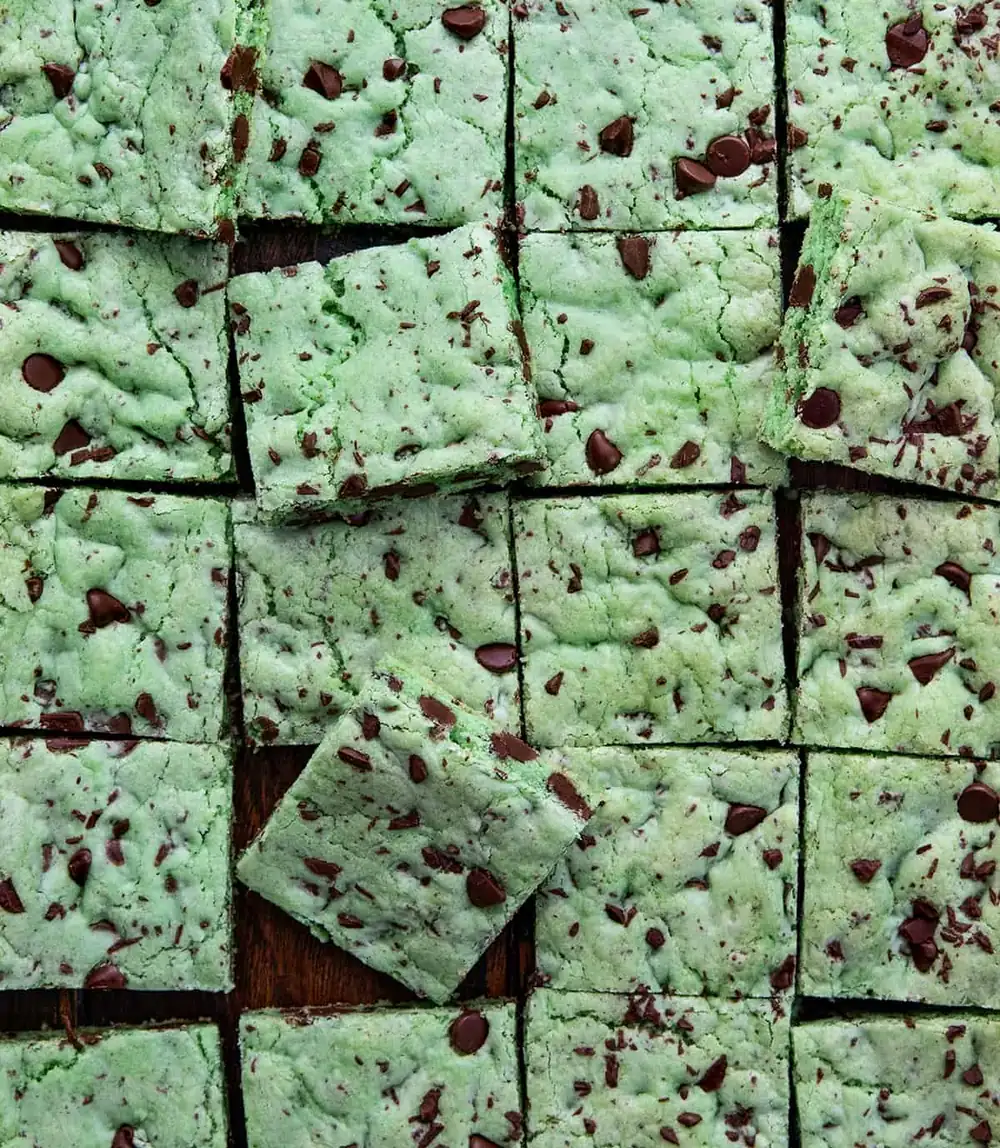 Sheet Pan Mint Chocolate Chip Cookies