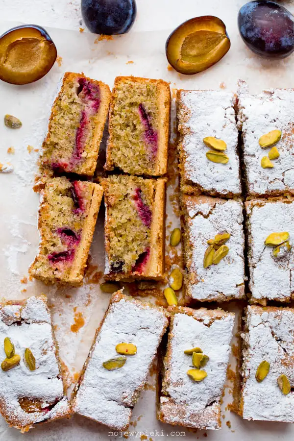 Plum and pistachio cake