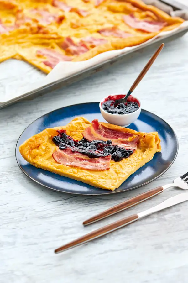 Oven pancake with bacon