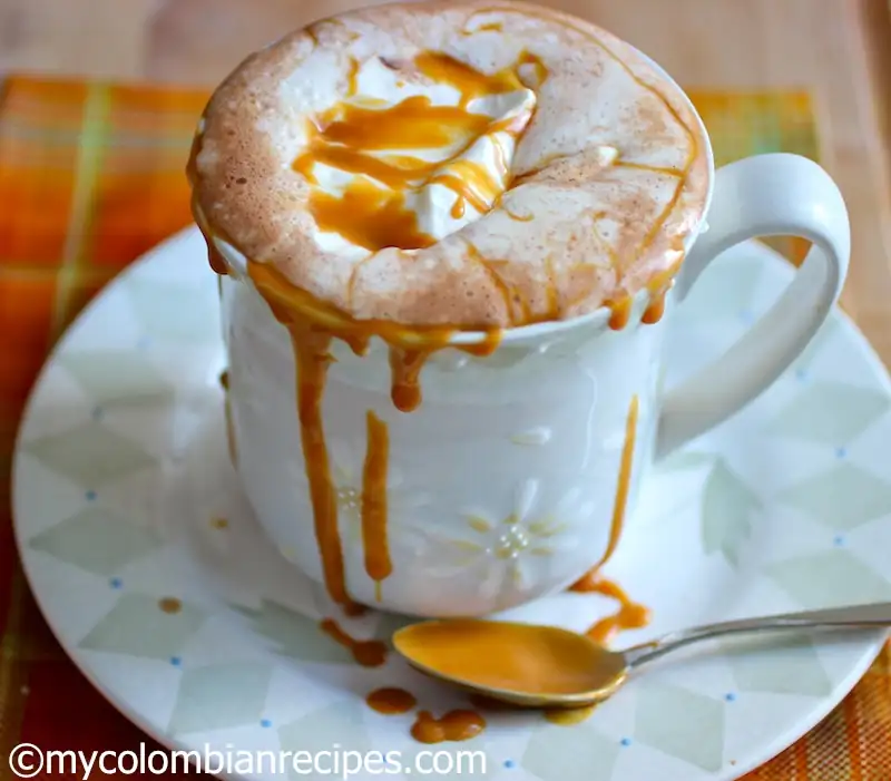 Dulce de Leche Hot Chocolate (Chocolate con Arequipe)