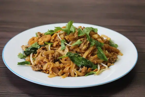 Myanmar Cuisine: Top 25 Burmese Foods (With Photos)