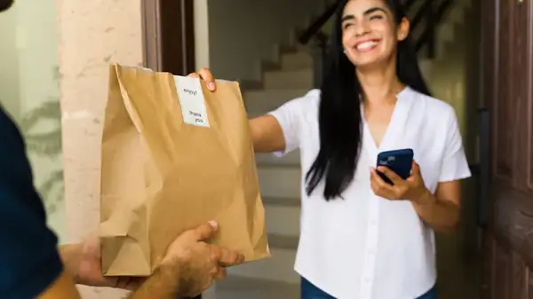 Why You Might Want To Avoid Ordering Pasta And Noodle Dishes For Delivery