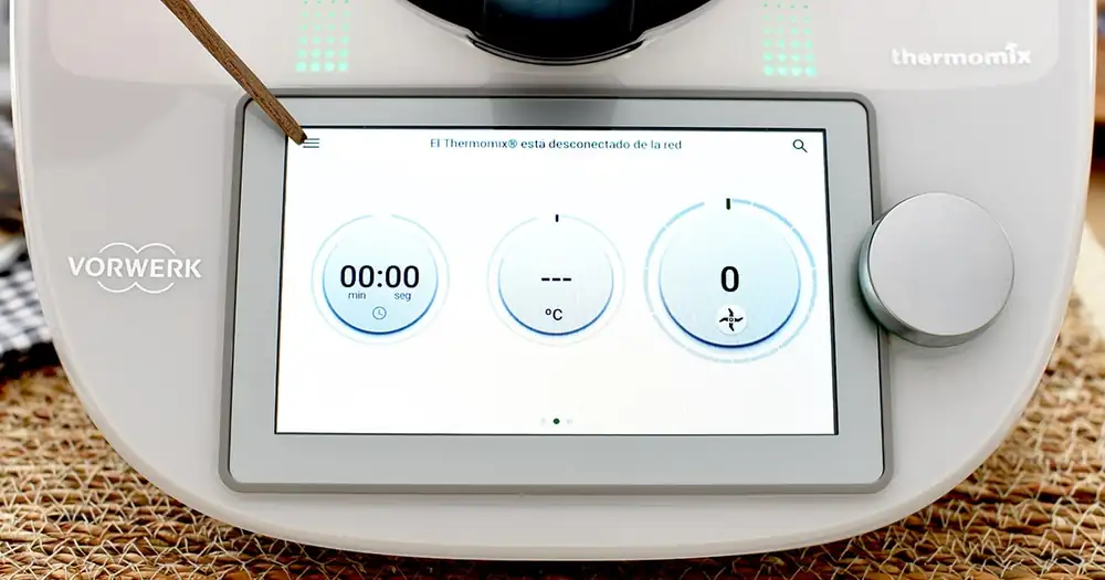 How to lock the Thermomix for travel