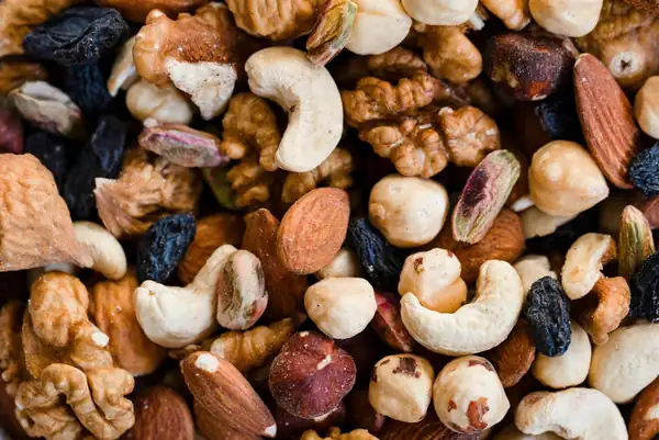 Nuts in the kitchen – flavors, textures and uses