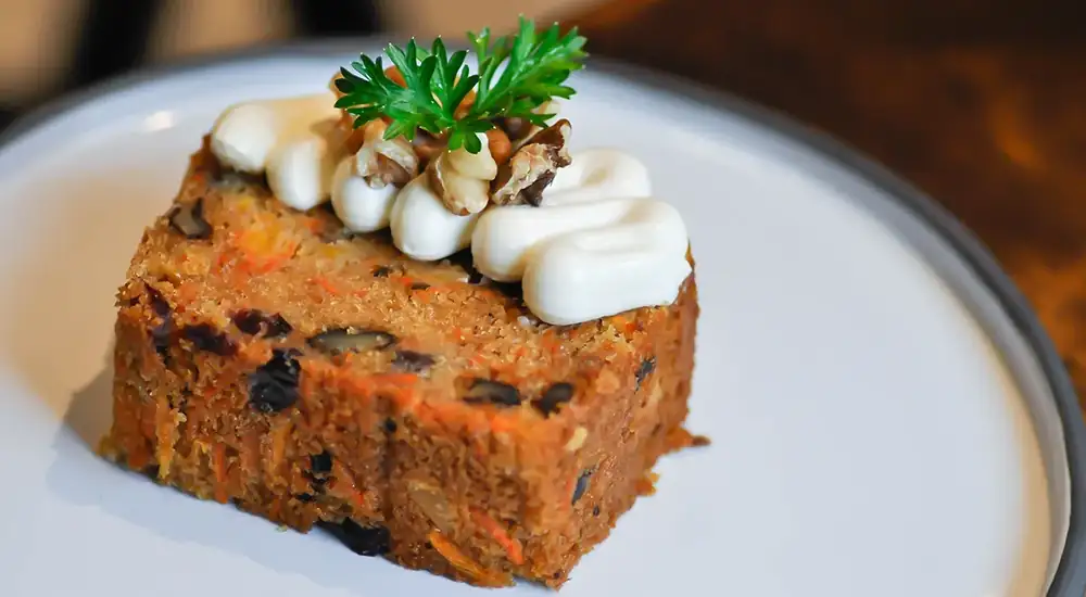 Carrot cake with raisins, nuts, and cinnamon, a step-by-step recipe with photos from author lvv, 576 kcal