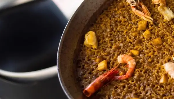 Rice, fish and dessert for €10: that's what this menu in Xàbia is all about