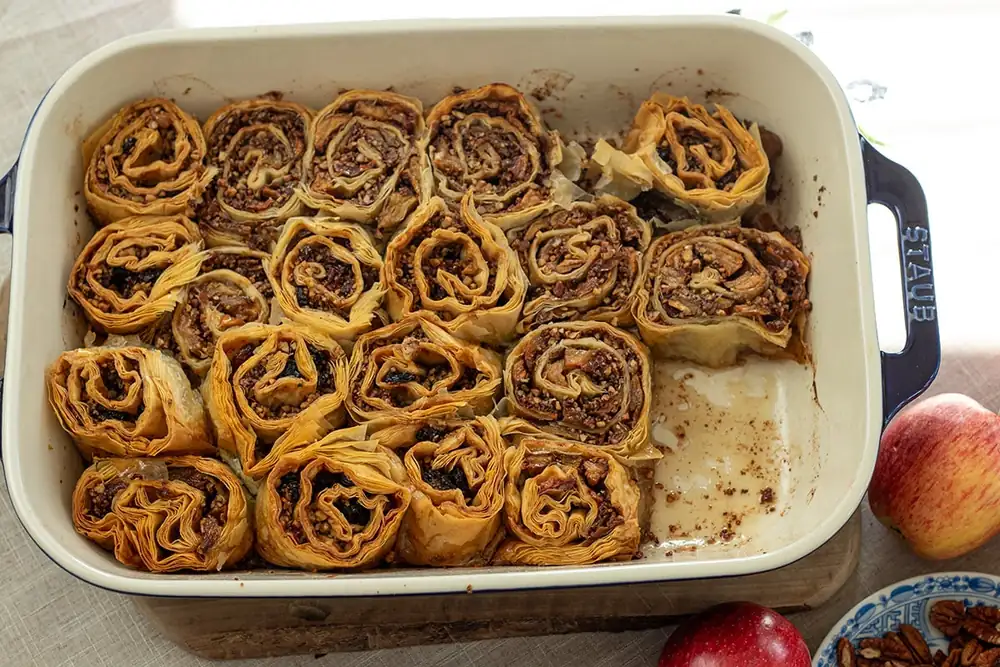 Apple Pecan Baklava Scrolls (Saragli Style)