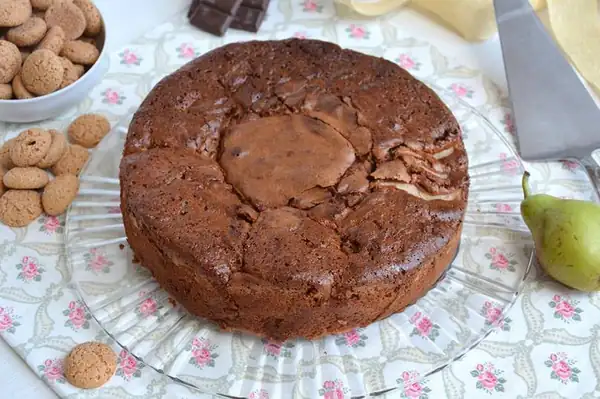 Pear and chocolate cake