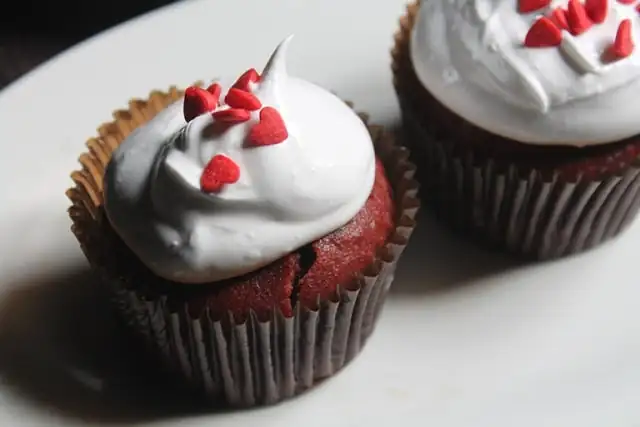 Eggless Red Velvet Cupcakes Recipe