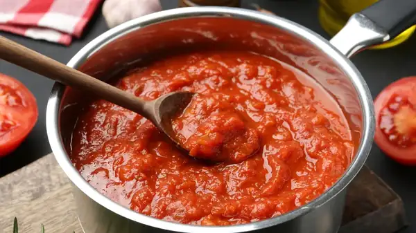Blend This Creamy Ingredient Into Tomato Sauce For A Sneaky Protein Boost