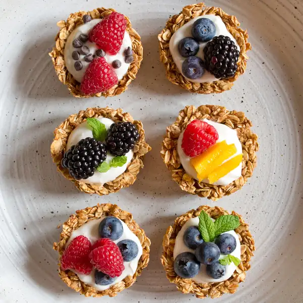 Receta de vasitos de granola para el desayuno