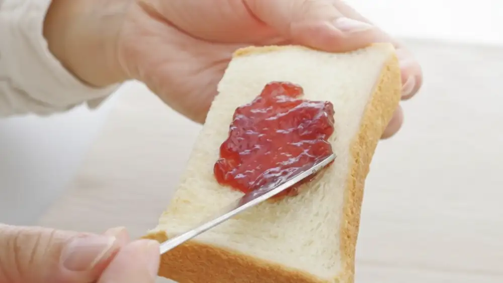 Why did mold grow on my jam even in the refrigerator? The storage location is also a key factor! “I never knew that!”
