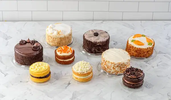 Rich Products Debuts New Line of Mini Cakes and Dessert Dips for Foodservice Operators
