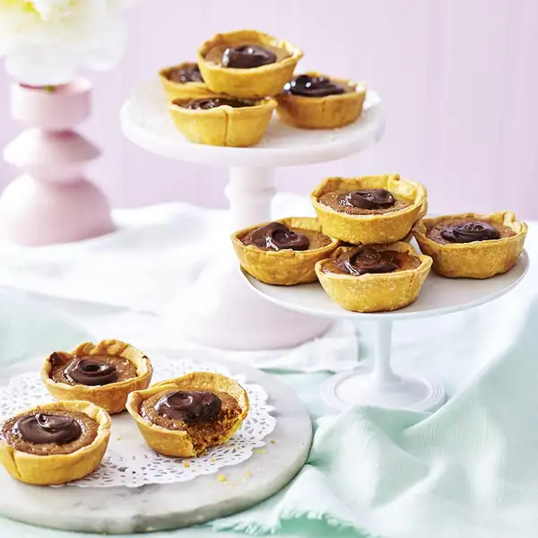 Julie Goodwin's mini caramel tarts
