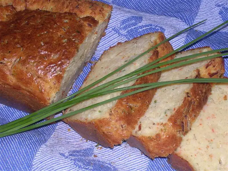 Surimi and chive cake