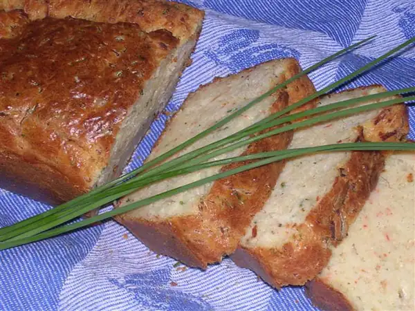 Surimi and chive cake