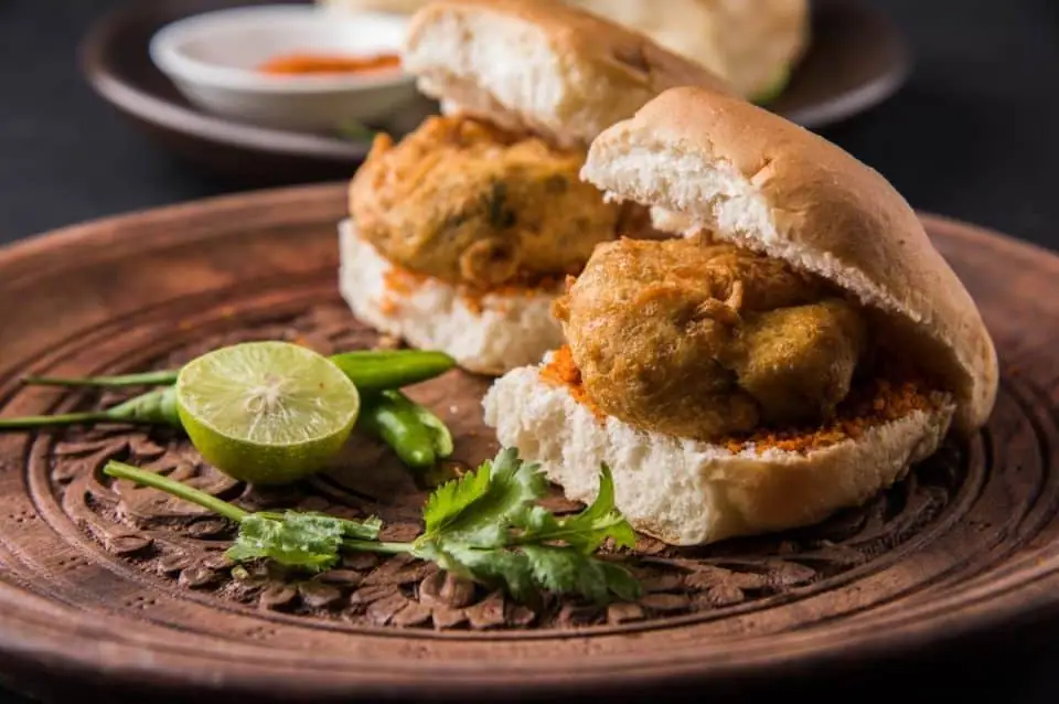Vada Pav (Mumbai Burger) Recipe