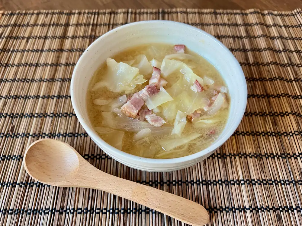 Miso Soup with Bacon, Cabbage, and Onion