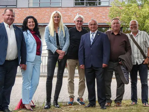Festival de la Cosecha de Etelsen: Desfile con 25 carrozas, discoteca infantil y fiesta en carpa
