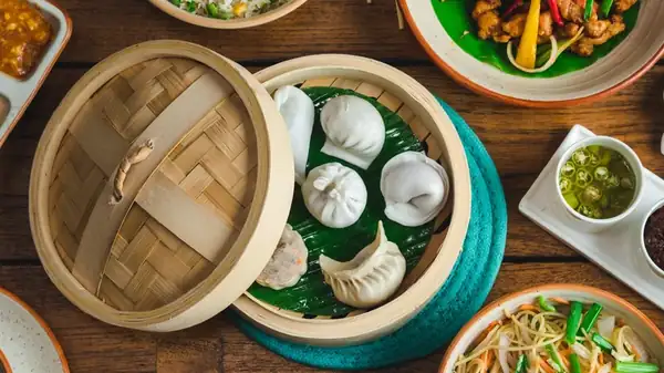 What Separates Soup Dumplings From Wontons?