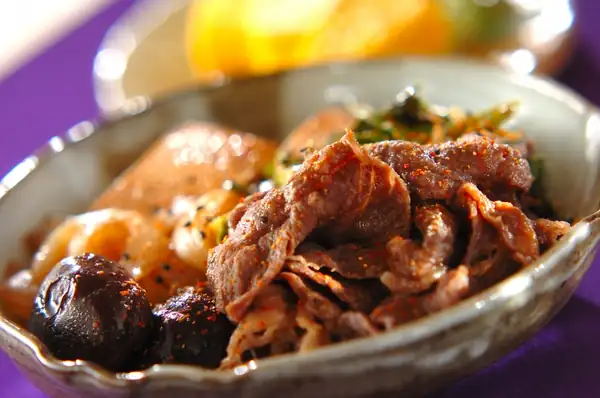 [Menú de hoy] Martes, 29 de septiembre de 2026: “¡Un plato clásico de carne y tofu que combina a la perfección con arroz!”
