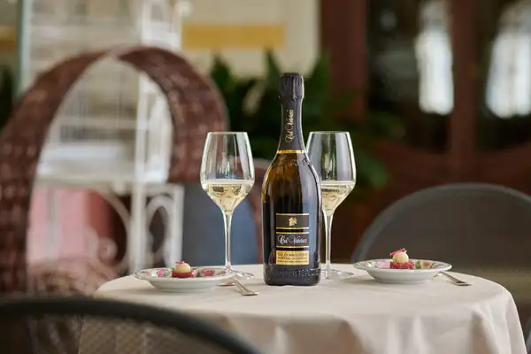 Conviviality becomes sparkling with Cartizze di Col Vetoraz