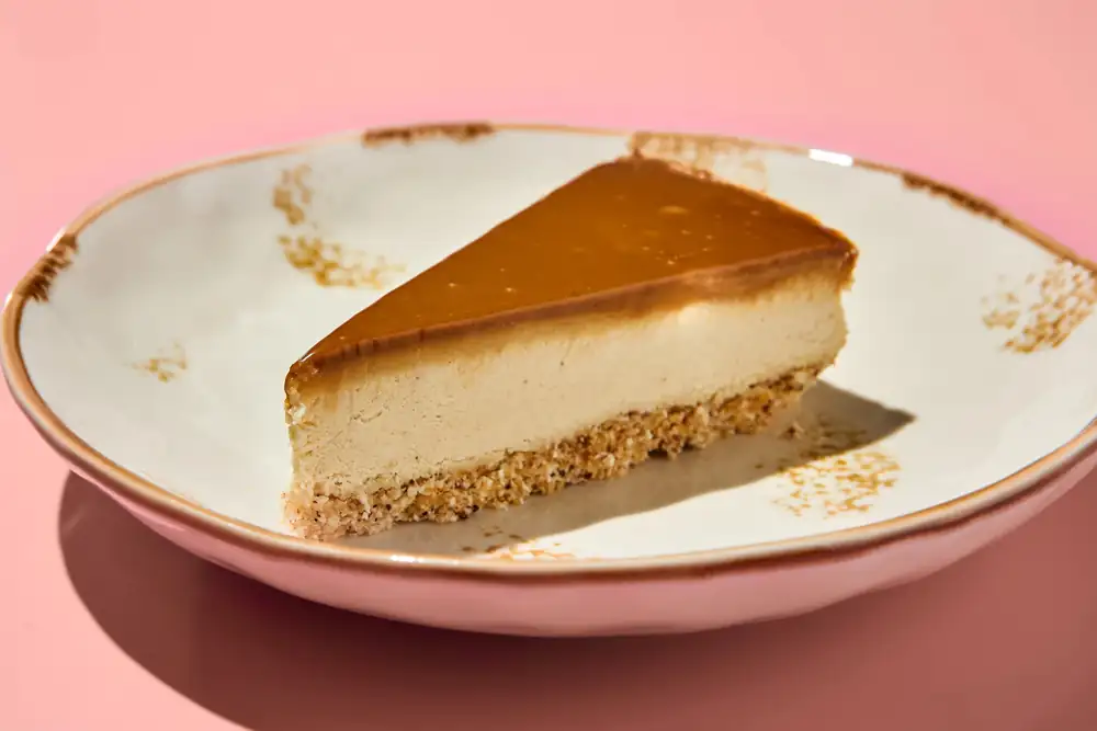 Tarta de queso con dulce de leche: un postre cremoso