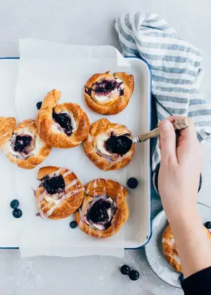 Danish rolls with cream cheese and jam