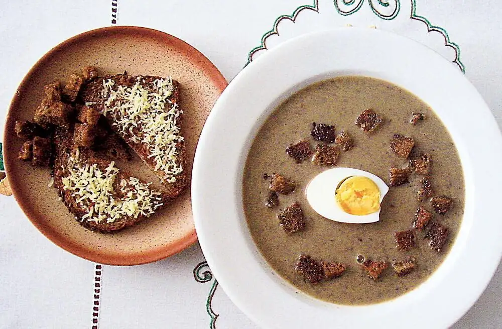 Slovak milk soup