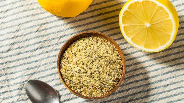What Ingredients Are In Lemon Pepper Seasoning?