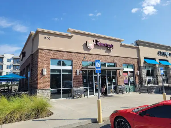 The Flying Biscuit Café Opens in Knoxville, Tennessee