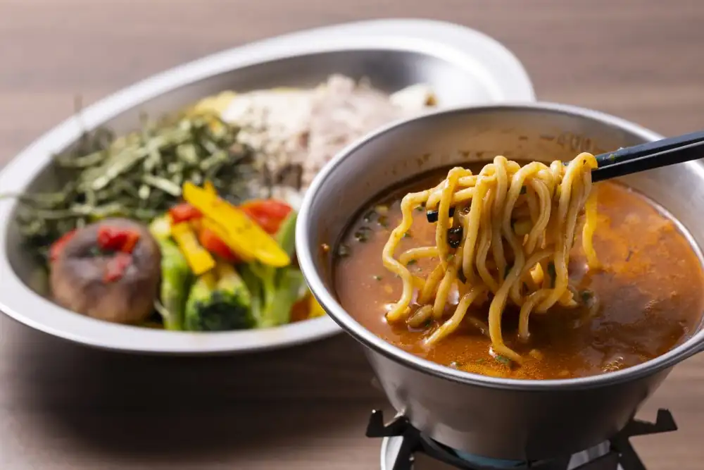 Soup pasta warmed on a camping stove is incredibly delicious! What is this soup pasta and fresh donut shop that opened in Higobashi, Osaka?